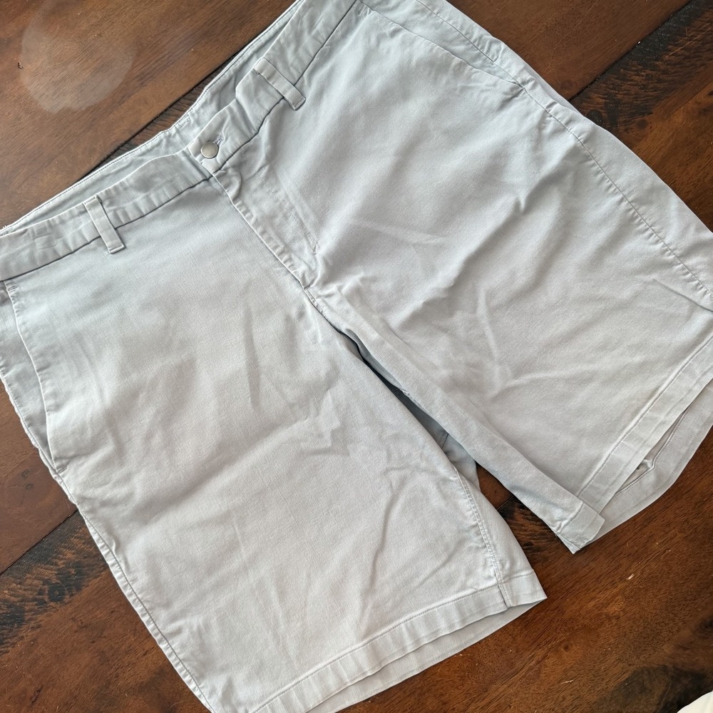 Lululemon Commission Shorts Mens 40 Blue Chino Casual Flat Front 11 Inch Summer